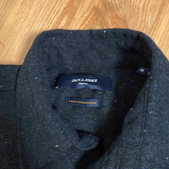 Jack and Jones Button Up Top - Picture 2 of 4